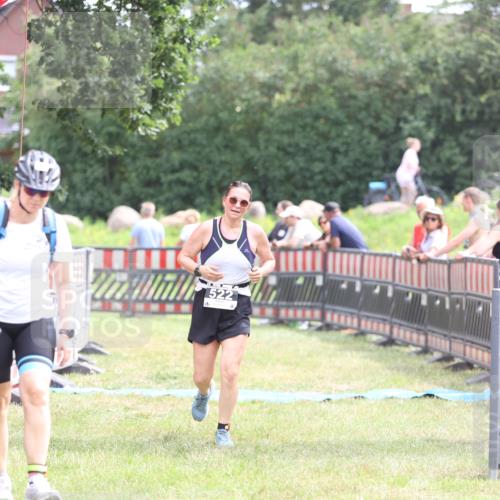 21.06.2026 - 29. Vierlanden-Triathlon Andreas Tolksdorf http://msf.ph/oto/9888122 21.06.2026 11:40:24 Ziel 522, 522 meine-sportfotos.de