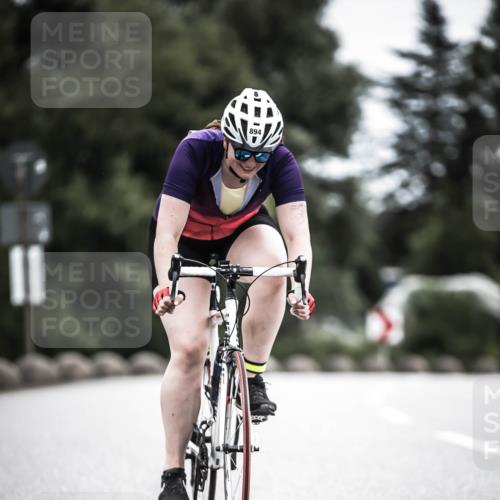 21.06.2026 - 29. Vierlanden-Triathlon H.Heesch http://msf.ph/oto/9888130 21.06.2026 12:14:36 Radfahren 713, 894 meine-sportfotos.de