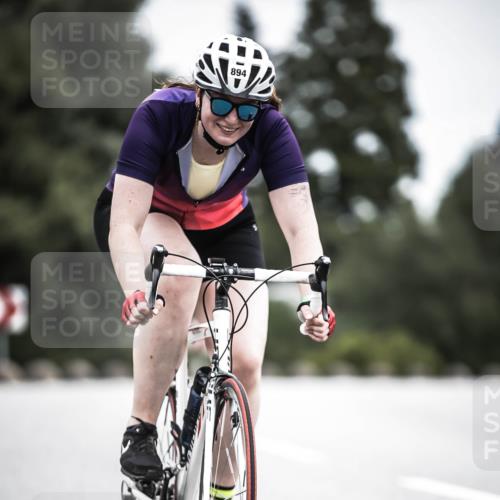 21.06.2026 - 29. Vierlanden-Triathlon H.Heesch http://msf.ph/oto/9888145 21.06.2026 12:14:36 Radfahren 713, 894 meine-sportfotos.de