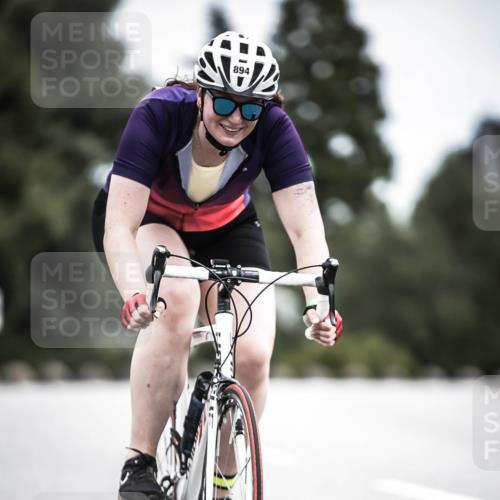 21.06.2026 - 29. Vierlanden-Triathlon H.Heesch http://msf.ph/oto/9888146 21.06.2026 12:14:36 Radfahren 713, 894 meine-sportfotos.de