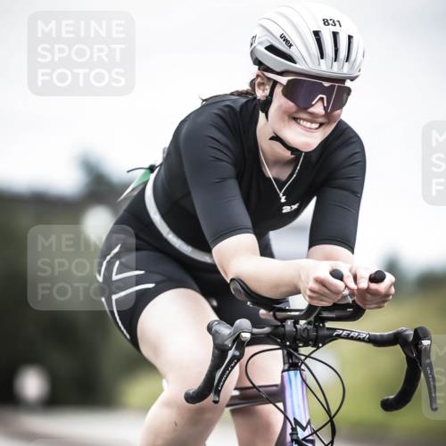 21.06.2026 - 29. Vierlanden-Triathlon H.Heesch http://msf.ph/oto/9888179 21.06.2026 12:15:06 Radfahren 736, 831 meine-sportfotos.de
