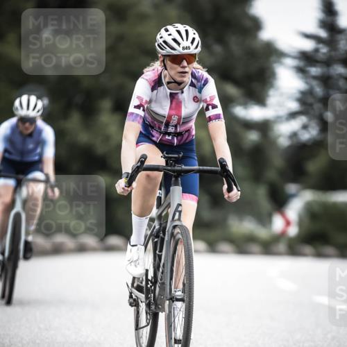 21.06.2026 - 29. Vierlanden-Triathlon H.Heesch http://msf.ph/oto/9888218 21.06.2026 12:15:32 Radfahren 842, 849, 874 meine-sportfotos.de