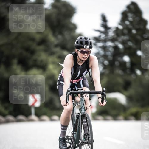 21.06.2026 - 29. Vierlanden-Triathlon H.Heesch http://msf.ph/oto/9888247 21.06.2026 12:15:41 Radfahren 891, 930 meine-sportfotos.de