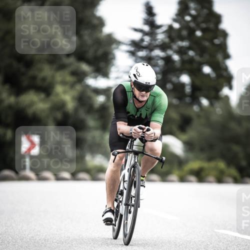 21.06.2026 - 29. Vierlanden-Triathlon H.Heesch http://msf.ph/oto/9888280 21.06.2026 12:15:44 Radfahren 685, 891, 930 meine-sportfotos.de