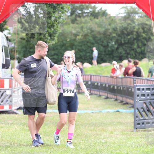 21.06.2026 - 29. Vierlanden-Triathlon Andreas Tolksdorf http://msf.ph/oto/9888281 21.06.2026 11:41:42 Ziel 205, 563, 590, 205, 563, 590 meine-sportfotos.de