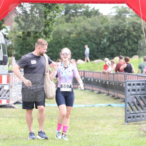 21.06.2026 - 29. Vierlanden-Triathlon Andreas Tolksdorf http://msf.ph/oto/9888286 21.06.2026 11:41:43 Ziel 205, 563, 590, 205, 563, 590 meine-sportfotos.de
