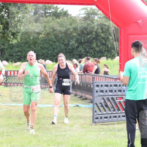21.06.2026 - 29. Vierlanden-Triathlon Andreas Tolksdorf http://msf.ph/oto/9888333 21.06.2026 11:41:49 Ziel 205, 563, 590, 205, 563, 590 meine-sportfotos.de