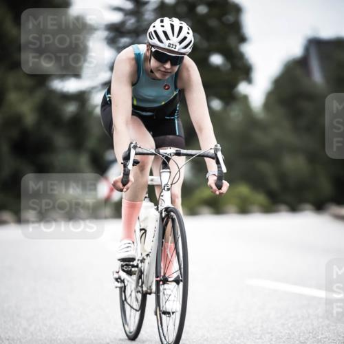 21.06.2026 - 29. Vierlanden-Triathlon H.Heesch http://msf.ph/oto/9888335 21.06.2026 12:15:53 Radfahren 685, 818, 833, 852 meine-sportfotos.de