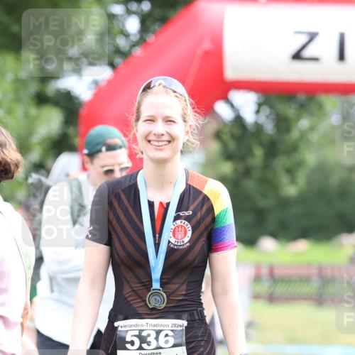 21.06.2026 - 29. Vierlanden-Triathlon Andreas Tolksdorf http://msf.ph/oto/9888348 21.06.2026 11:42:01 Ziel 478, 583, 478, 583 meine-sportfotos.de