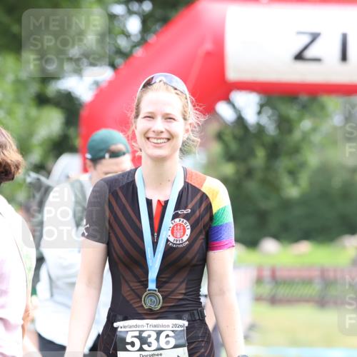 21.06.2026 - 29. Vierlanden-Triathlon Andreas Tolksdorf http://msf.ph/oto/9888349 21.06.2026 11:42:01 Ziel 478, 583, 478, 583 meine-sportfotos.de