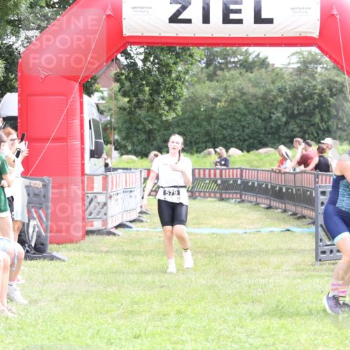 21.06.2026 - 29. Vierlanden-Triathlon Andreas Tolksdorf http://msf.ph/oto/9888366 21.06.2026 11:42:30 Ziel 484, 515, 570, 579, 484, 515, 570, 579 meine-sportfotos.de