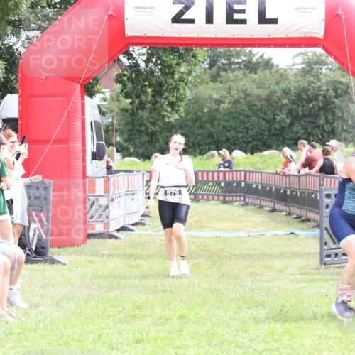 21.06.2026 - 29. Vierlanden-Triathlon Andreas Tolksdorf http://msf.ph/oto/9888367 21.06.2026 11:42:30 Ziel 484, 515, 570, 579, 484, 515, 570, 579 meine-sportfotos.de