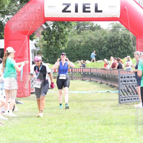 21.06.2026 - 29. Vierlanden-Triathlon Andreas Tolksdorf http://msf.ph/oto/9888401 21.06.2026 11:42:44 Ziel 515, 515 meine-sportfotos.de
