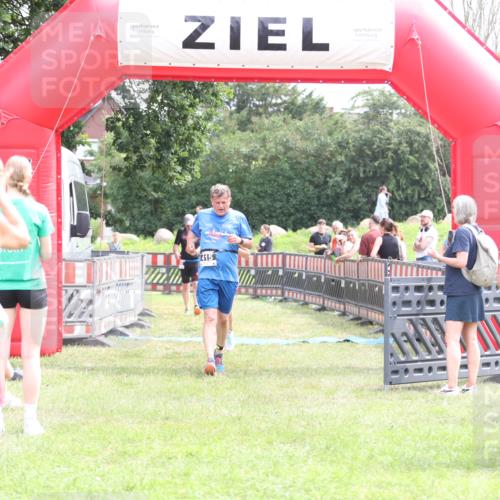 21.06.2026 - 29. Vierlanden-Triathlon Andreas Tolksdorf http://msf.ph/oto/9888424 21.06.2026 11:43:31 Ziel 415, 455, 576, 415, 455, 576 meine-sportfotos.de
