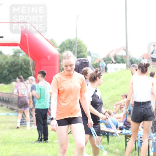 21.06.2026 - 29. Vierlanden-Triathlon Andreas Tolksdorf http://msf.ph/oto/9888448 21.06.2026 11:43:55 Ziel  meine-sportfotos.de