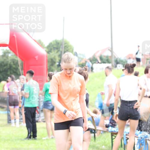 21.06.2026 - 29. Vierlanden-Triathlon Andreas Tolksdorf http://msf.ph/oto/9888452 21.06.2026 11:43:56 Ziel  meine-sportfotos.de