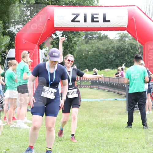 21.06.2026 - 29. Vierlanden-Triathlon Andreas Tolksdorf http://msf.ph/oto/9888477 21.06.2026 11:46:11 Ziel 502, 502 meine-sportfotos.de