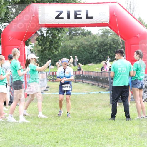 21.06.2026 - 29. Vierlanden-Triathlon Andreas Tolksdorf http://msf.ph/oto/9888486 21.06.2026 11:46:24 Ziel 502, 502 meine-sportfotos.de