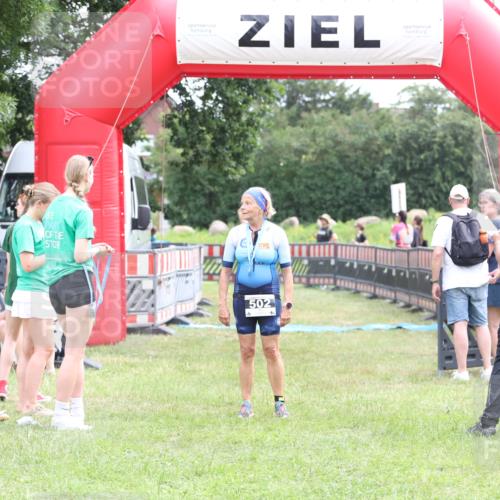 21.06.2026 - 29. Vierlanden-Triathlon Andreas Tolksdorf http://msf.ph/oto/9888501 21.06.2026 11:46:31 Ziel 567, 567 meine-sportfotos.de