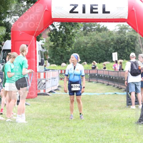 21.06.2026 - 29. Vierlanden-Triathlon Andreas Tolksdorf http://msf.ph/oto/9888502 21.06.2026 11:46:31 Ziel 567, 567 meine-sportfotos.de