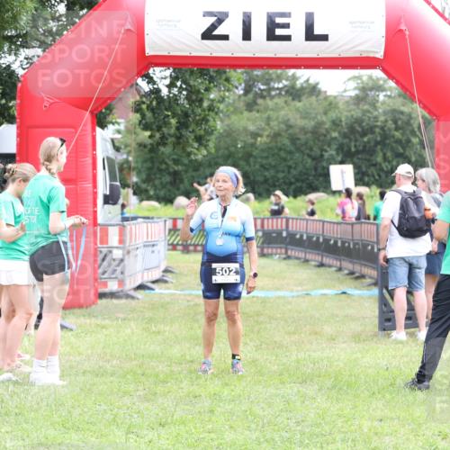 21.06.2026 - 29. Vierlanden-Triathlon Andreas Tolksdorf http://msf.ph/oto/9888508 21.06.2026 11:46:31 Ziel 567, 567 meine-sportfotos.de