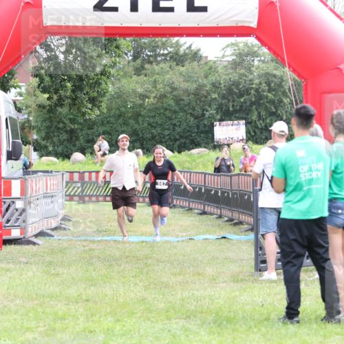 21.06.2026 - 29. Vierlanden-Triathlon Andreas Tolksdorf http://msf.ph/oto/9888511 21.06.2026 11:46:41 Ziel 560, 567, 560, 567 meine-sportfotos.de