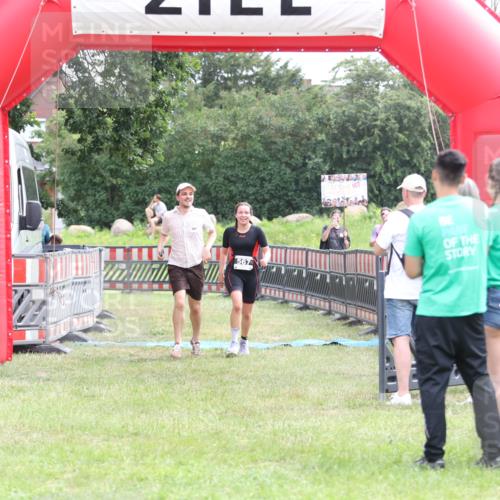 21.06.2026 - 29. Vierlanden-Triathlon Andreas Tolksdorf http://msf.ph/oto/9888517 21.06.2026 11:46:41 Ziel 560, 567, 560, 567 meine-sportfotos.de