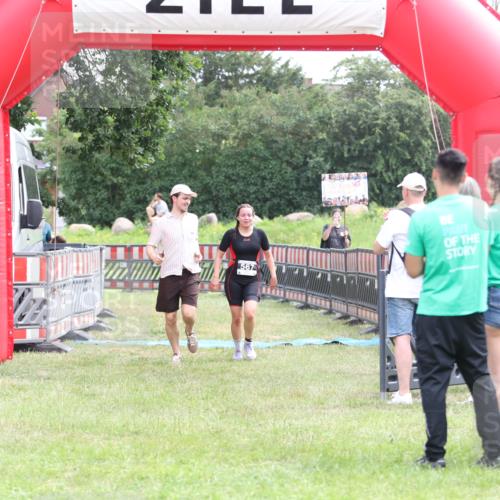 21.06.2026 - 29. Vierlanden-Triathlon Andreas Tolksdorf http://msf.ph/oto/9888520 21.06.2026 11:46:41 Ziel 560, 567, 560, 567 meine-sportfotos.de