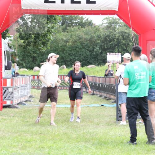 21.06.2026 - 29. Vierlanden-Triathlon Andreas Tolksdorf http://msf.ph/oto/9888523 21.06.2026 11:46:43 Ziel 560, 567, 560, 567 meine-sportfotos.de