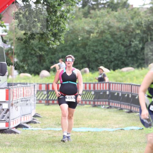 21.06.2026 - 29. Vierlanden-Triathlon Andreas Tolksdorf http://msf.ph/oto/9888599 21.06.2026 11:48:30 Ziel 565, 565 meine-sportfotos.de