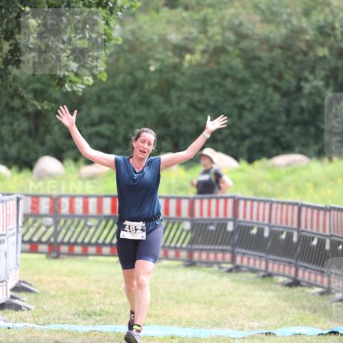 21.06.2026 - 29. Vierlanden-Triathlon Andreas Tolksdorf http://msf.ph/oto/9888660 21.06.2026 11:50:32 Ziel 482, 482 meine-sportfotos.de
