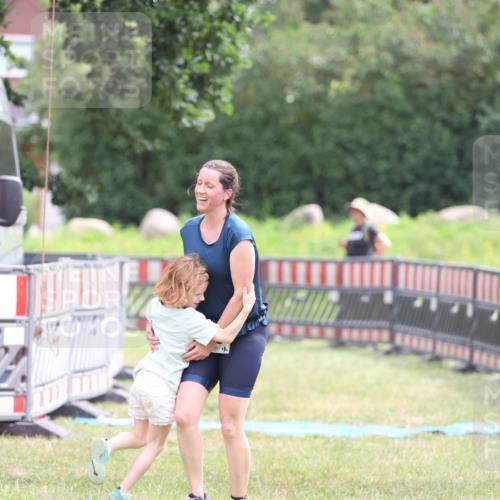 21.06.2026 - 29. Vierlanden-Triathlon Andreas Tolksdorf http://msf.ph/oto/9888680 21.06.2026 11:50:35 Ziel 482, 482 meine-sportfotos.de