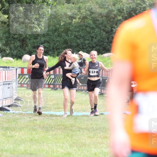 21.06.2026 - 29. Vierlanden-Triathlon Andreas Tolksdorf http://msf.ph/oto/9888713 21.06.2026 11:51:27 Ziel 299, 534, 612, 299, 534, 612 meine-sportfotos.de