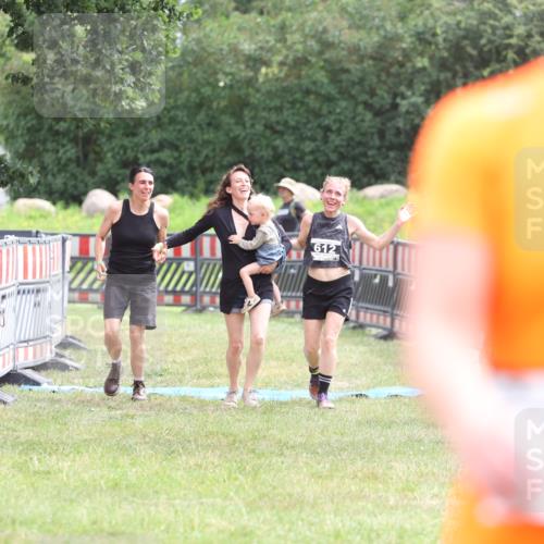21.06.2026 - 29. Vierlanden-Triathlon Andreas Tolksdorf http://msf.ph/oto/9888716 21.06.2026 11:51:27 Ziel 299, 534, 612, 299, 534, 612 meine-sportfotos.de