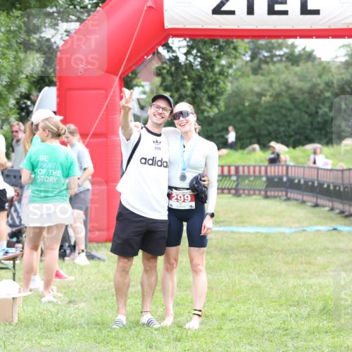21.06.2026 - 29. Vierlanden-Triathlon Andreas Tolksdorf http://msf.ph/oto/9888749 21.06.2026 11:51:54 Ziel  meine-sportfotos.de