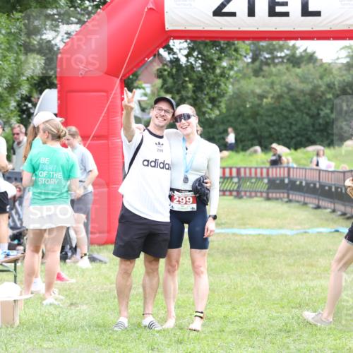 21.06.2026 - 29. Vierlanden-Triathlon Andreas Tolksdorf http://msf.ph/oto/9888751 21.06.2026 11:51:54 Ziel  meine-sportfotos.de