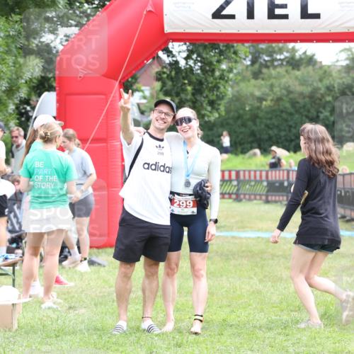 21.06.2026 - 29. Vierlanden-Triathlon Andreas Tolksdorf http://msf.ph/oto/9888754 21.06.2026 11:51:54 Ziel  meine-sportfotos.de