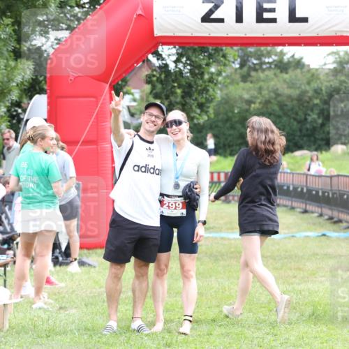 21.06.2026 - 29. Vierlanden-Triathlon Andreas Tolksdorf http://msf.ph/oto/9888757 21.06.2026 11:51:55 Ziel  meine-sportfotos.de