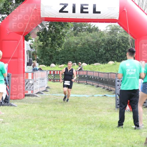21.06.2026 - 29. Vierlanden-Triathlon Andreas Tolksdorf http://msf.ph/oto/9888786 21.06.2026 11:52:37 Ziel 551, 551 meine-sportfotos.de