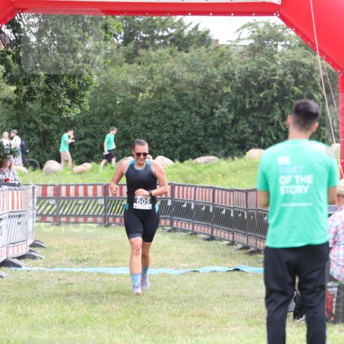 21.06.2026 - 29. Vierlanden-Triathlon Andreas Tolksdorf http://msf.ph/oto/9888825 21.06.2026 11:53:47 Ziel 605, 611, 605, 611 meine-sportfotos.de