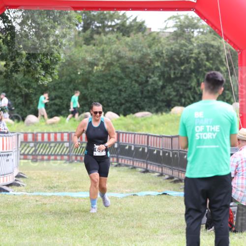 21.06.2026 - 29. Vierlanden-Triathlon Andreas Tolksdorf http://msf.ph/oto/9888826 21.06.2026 11:53:47 Ziel 605, 611, 605, 611 meine-sportfotos.de