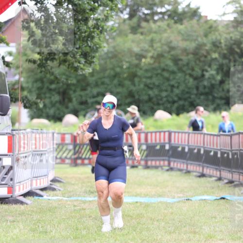 21.06.2026 - 29. Vierlanden-Triathlon Andreas Tolksdorf http://msf.ph/oto/9888899 21.06.2026 11:57:10 Ziel 500, 504, 500, 504 meine-sportfotos.de
