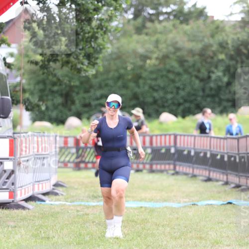 21.06.2026 - 29. Vierlanden-Triathlon Andreas Tolksdorf http://msf.ph/oto/9888900 21.06.2026 11:57:10 Ziel 500, 504, 500, 504 meine-sportfotos.de