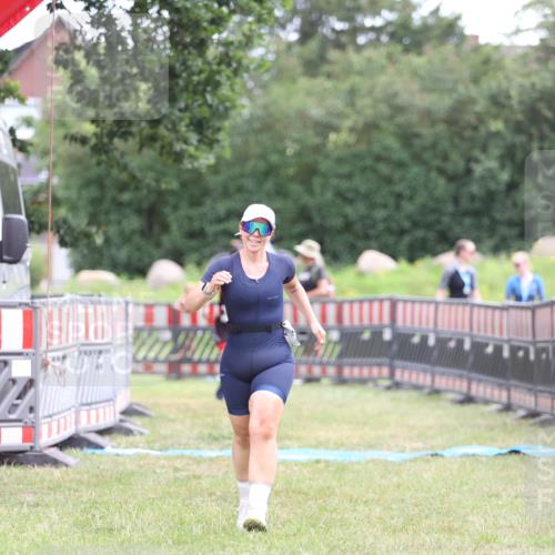 21.06.2026 - 29. Vierlanden-Triathlon Andreas Tolksdorf http://msf.ph/oto/9888901 21.06.2026 11:57:10 Ziel 500, 504, 500, 504 meine-sportfotos.de