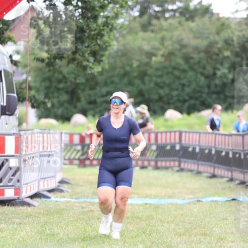 21.06.2026 - 29. Vierlanden-Triathlon Andreas Tolksdorf http://msf.ph/oto/9888906 21.06.2026 11:57:10 Ziel 500, 504, 500, 504 meine-sportfotos.de
