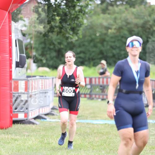 21.06.2026 - 29. Vierlanden-Triathlon Andreas Tolksdorf http://msf.ph/oto/9888914 21.06.2026 11:57:16 Ziel 298, 500, 298, 500 meine-sportfotos.de