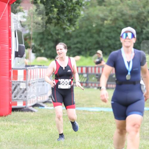 21.06.2026 - 29. Vierlanden-Triathlon Andreas Tolksdorf http://msf.ph/oto/9888921 21.06.2026 11:57:16 Ziel 298, 500, 298, 500 meine-sportfotos.de