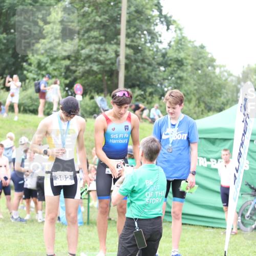 21.06.2026 - 29. Vierlanden-Triathlon Andreas Tolksdorf http://msf.ph/oto/9888952 21.06.2026 11:58:46 Ziel 589, 617, 589, 617 meine-sportfotos.de