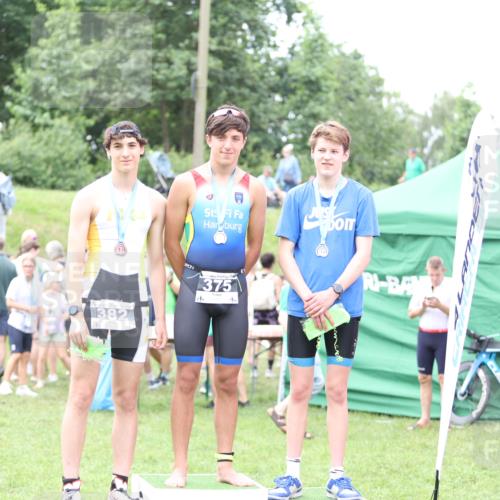21.06.2026 - 29. Vierlanden-Triathlon Andreas Tolksdorf http://msf.ph/oto/9888964 21.06.2026 11:59:01 Ziel  meine-sportfotos.de