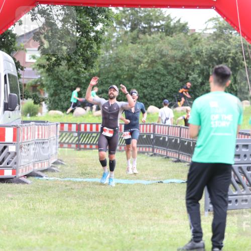 21.06.2026 - 29. Vierlanden-Triathlon Andreas Tolksdorf http://msf.ph/oto/9889117 21.06.2026 12:19:34 Ziel 9, 132, 9, 132 meine-sportfotos.de
